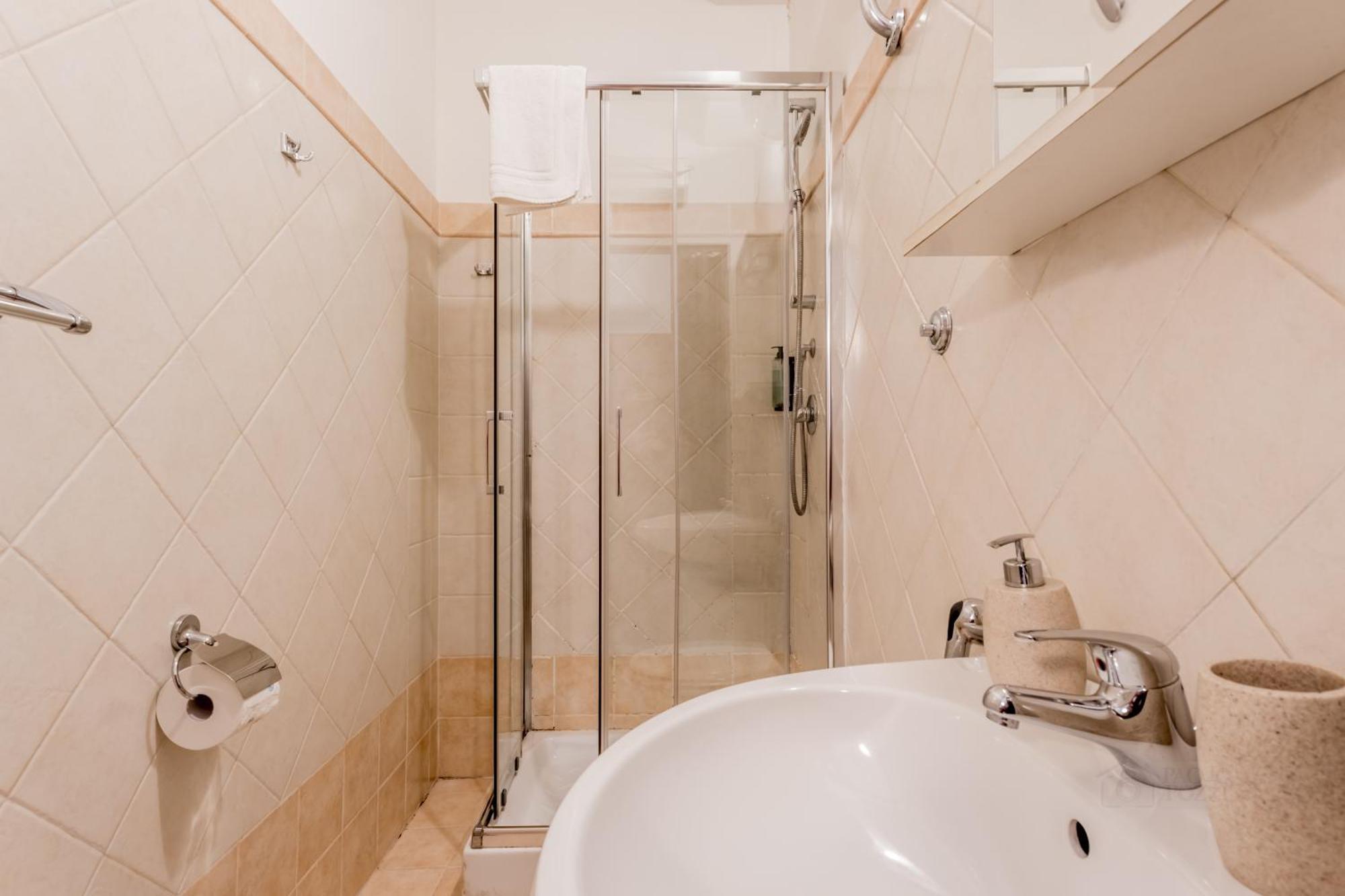 Ariana Luxury Guest House روما المظهر الخارجي الصورة