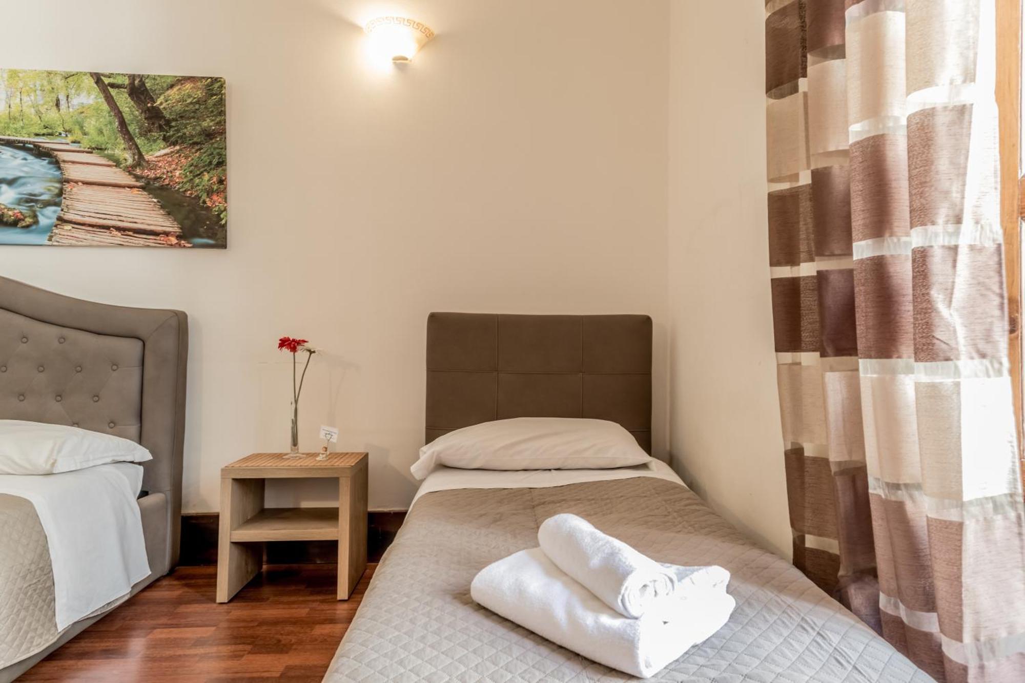 Ariana Luxury Guest House روما المظهر الخارجي الصورة